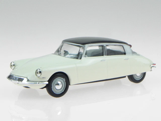 Citroen DS 19 blanc toit noir 1957 véhicule miniature in Vitrine 1:43