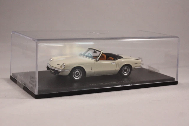 Miniature Spark 1/43 Jaguar Type E N°15 - 9ème Aux 24h Du Mans 1963 - Blanche S2104