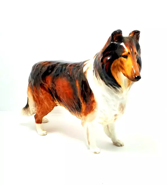 Large 11" Royal Doulton Dog Collie Figurine, signed CH Ashtead Applause HN1057