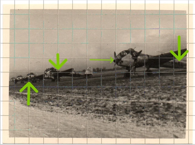 FOTO LUFTWAFFE FLUGZEUGE Junkers Ju 188 Kennung auf Feldflugplatz ca