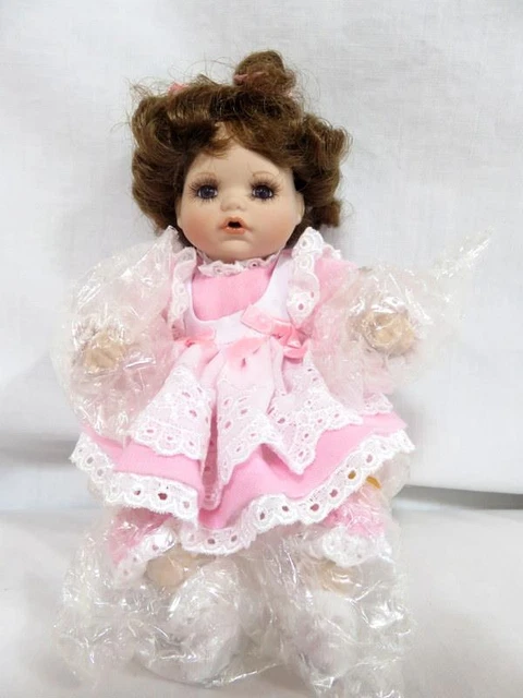 Marie Osmond JESSICA Tiny Tot Doll in Box w/ Tag, Necklace & COA