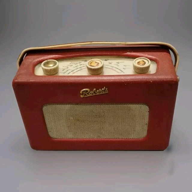 VINTAGE ROBERTS RADIO R200 Red Transistor 1960's - Restoration Project ...