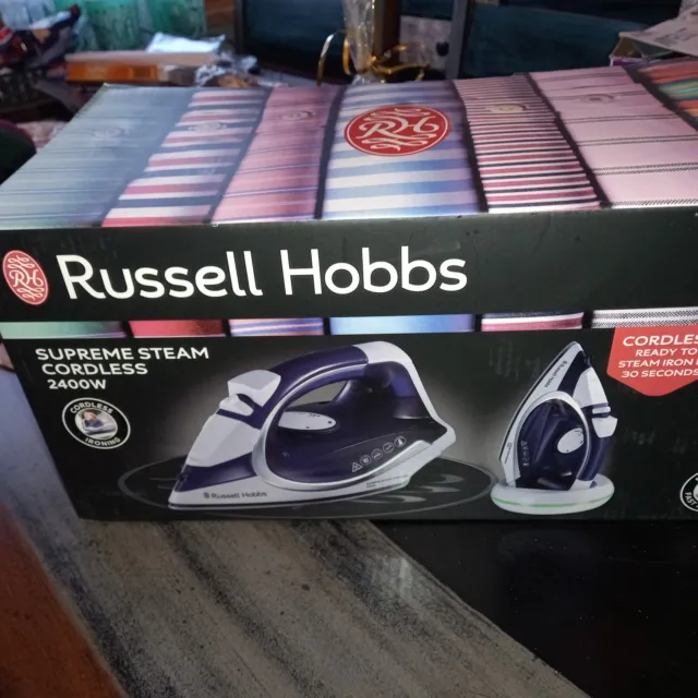 Russell Hobbs Supreme Steam Cordless2400 W sehr guter Zustand