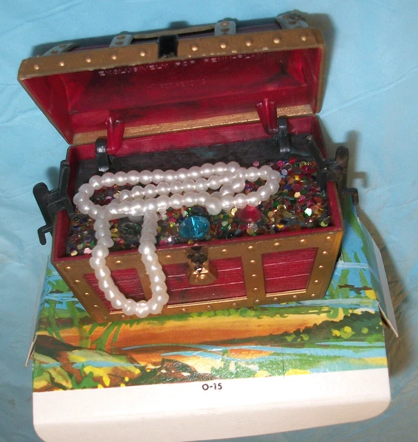 Red Treasure Chest with Jewels Aquarium Bubbler Penn Plax 1969 NR