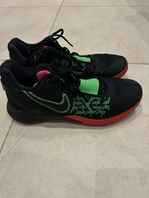 Kyrie flytrap 2 store pink and green