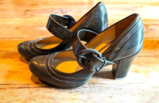 CLARK S ACTIVE AIR Moss Green Mary Jane Patent Shoes. Size 5. Hardly Worn VGC EUR 17 78 PicClick IT