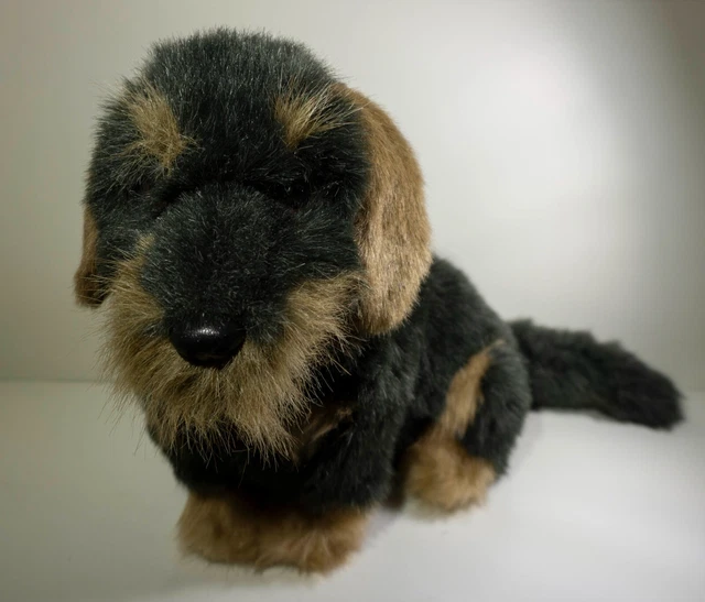 Förster Plüsch-Dackel Rauhaar, Sitzend, 19 Cm – Kuschelweich, Waschbar, Mit Sicherheitsaugen, Perfekt Zum Liebhaben