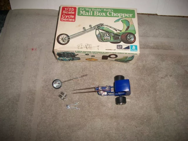 Ed Roth's Mail Box Chopper (Trick Trikes) -- Plastic Model