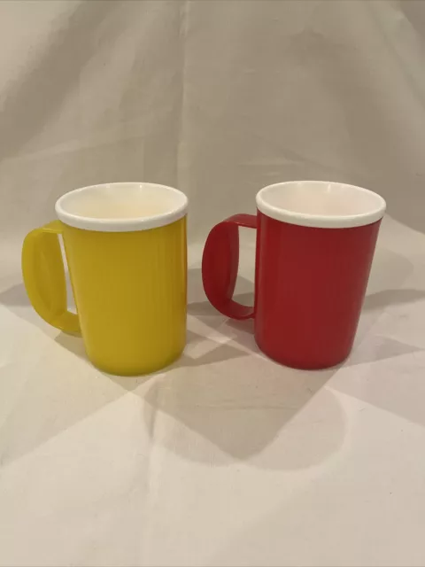 Set of 2 Tupperware Insulated Coffee Hot Cocoa Mug Cup Handle 3639A-2 3639A-4