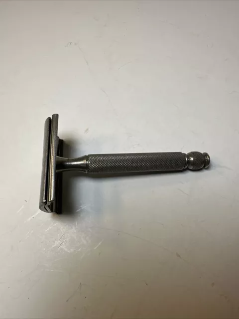 Vintage 1940's Gillette TECH Ball End 3 Piece DE Safety Razor