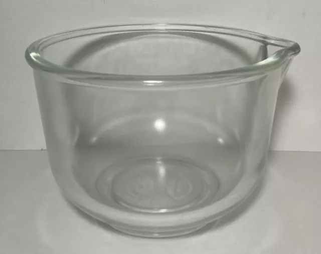 Vintage Glasbake Sunbeam #9 Clear Glass Mixing Bowl With Spout 6 1/2” Wide