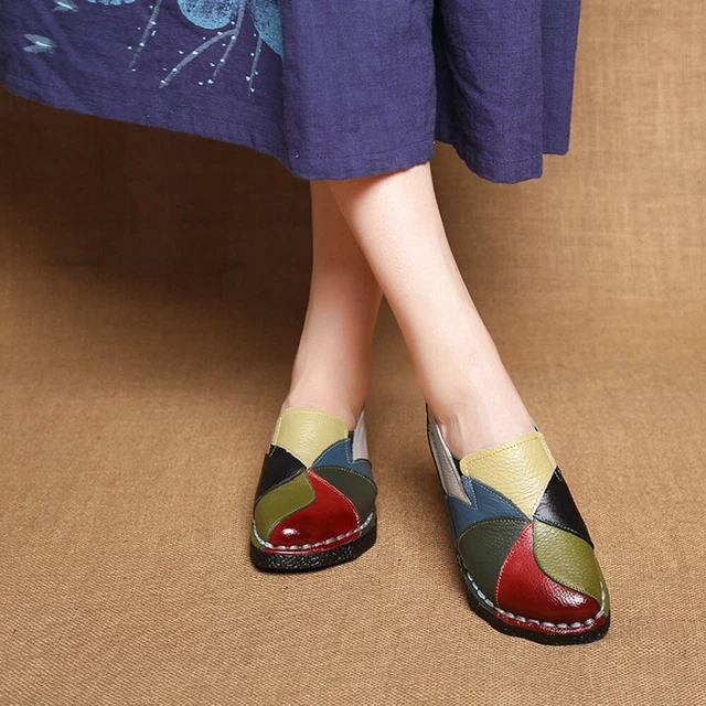 Chaussures en cuir pour femmes de couleur rétro de style ethnique de grande