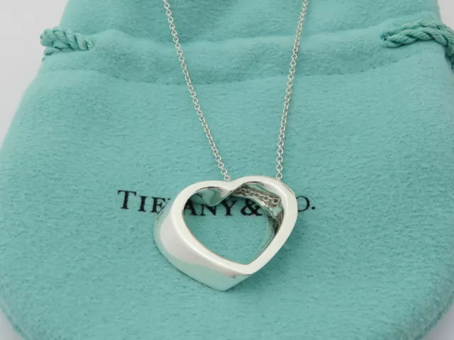 TIFFANY & CO Sterling Silver Geometric Heart Pendant Necklace