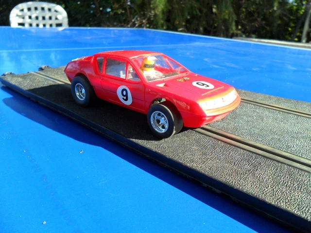 Voiture Scalextric Indy Analogique 1/32 : Prête à Foncer Sur Le Circuit !