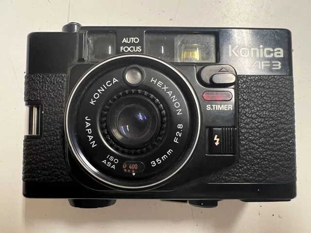 Macchina fotografica vintage KONICA AF3  HEXANON autofocus 35mm f2.8 