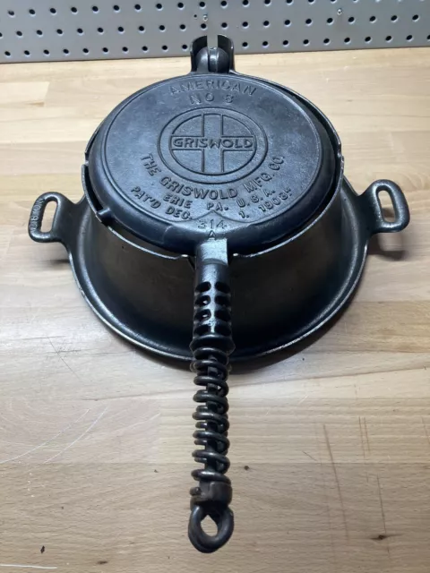 Vintage Cast Iron GRISWOLD #8 Waffle Iron