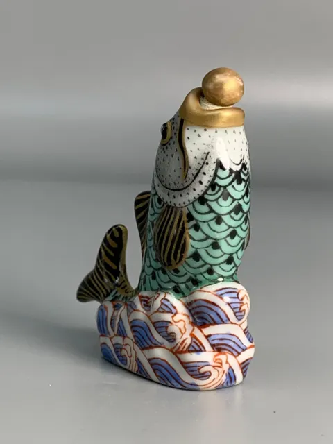 Chinese Exquisite Handmade Ceramic Enamel Snuff Bottle