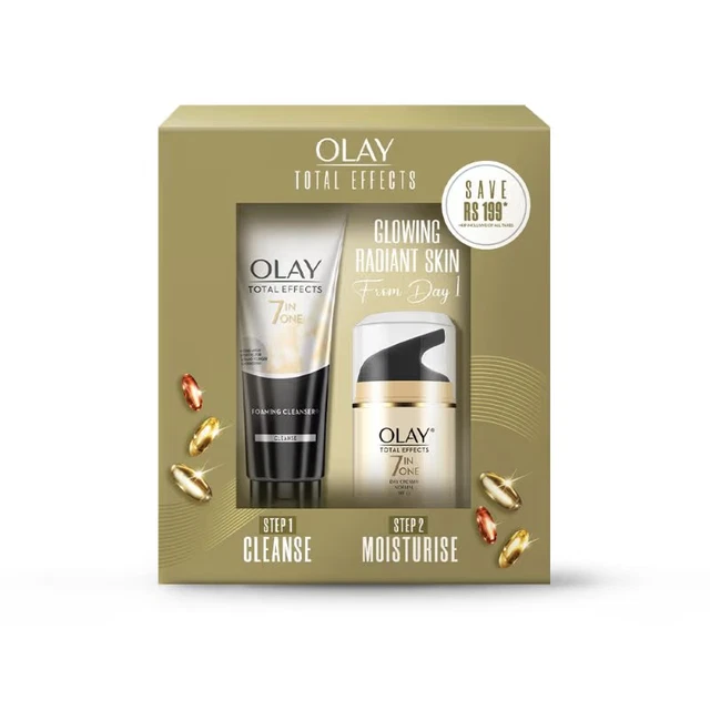 Olay Total Effects Day Anti-aging Moisturiser (SPF 15) + Cleanser (150 g)