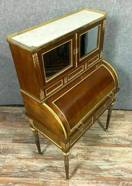 Superbe bureau de Dame a cylindre époque Louis XVI en acajou vers 1780