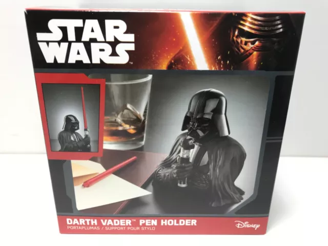 https://www.picclickimg.com/6RIAAOSwrZxkvu2C/Disney-Darth-Vader-Star-Wars-Pen-Holder-HTF.webp