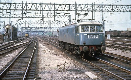 COLOUR RAIL SLIDE DE 123 of E3002 BR class 81 electric loco £2.25 ...
