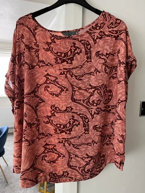 Lovely Ladies Orange Pattern Top By Next In Size 20 Petite. VGC