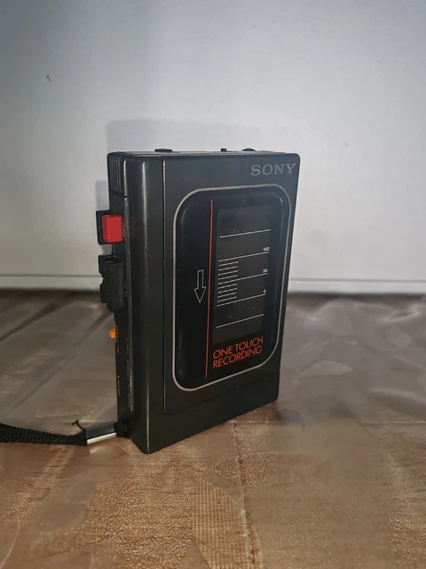 Micro-cassette Sony My First Sony TCM 4300 – Vintage, Pour Pièces (ne Fonctionne Pas)