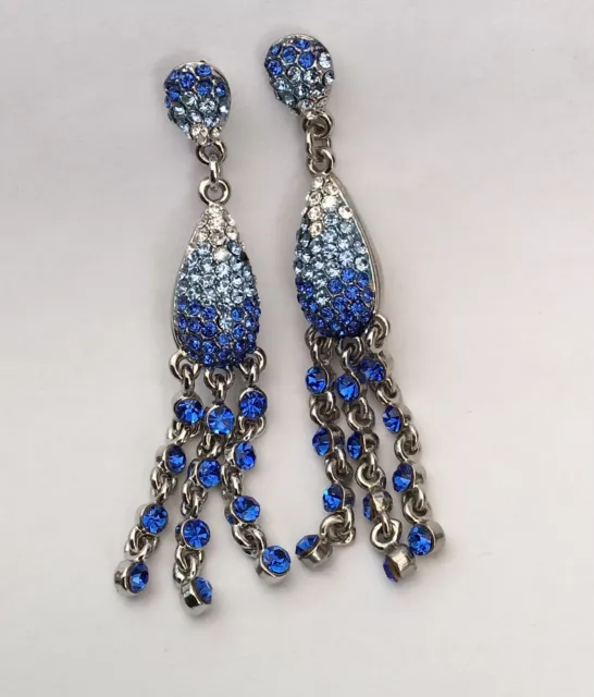 A Pair Of Absolutely Stunning Vintage Earrings For Pierced Ears