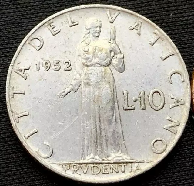 1952 Vatican City 10 Lire Coin AU   ( 1.1 Million Minted )     #N193