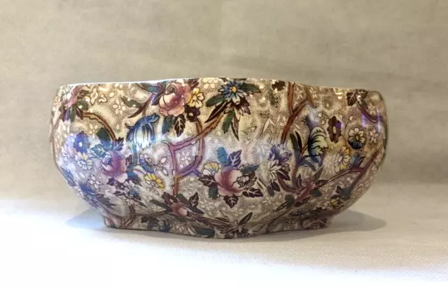 A Rare Maling Floral Chintz Design Bowl in colors of pink & burgundy hues