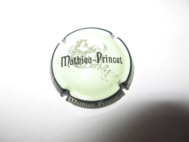 1 capsule de champagne Mathieu Princet N°6 vert pâle contour noir