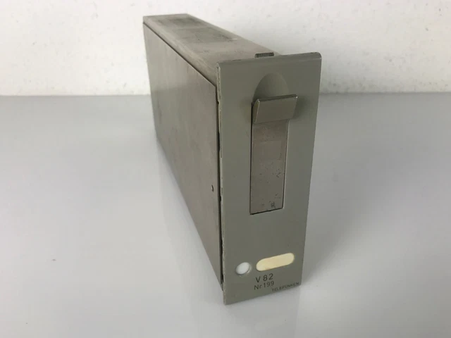 Telefunken V82 „ Pas Testé / Not Testé "