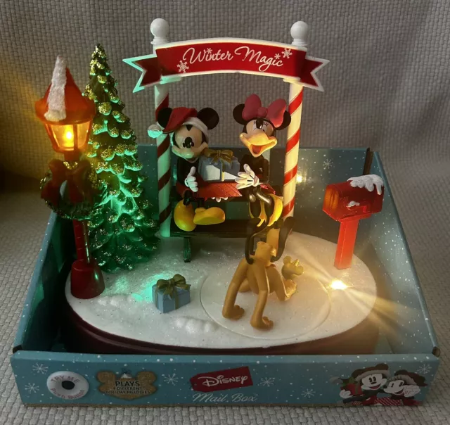 DISNEY MICKEY MOUSE MINNIE PLUTO Animated Christmas LIGHTS Scene ...