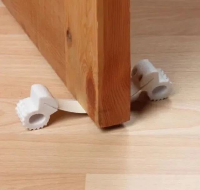 Pinza de puerta Clippasafe - parada de puerta de seguridad para niños Reino Unido