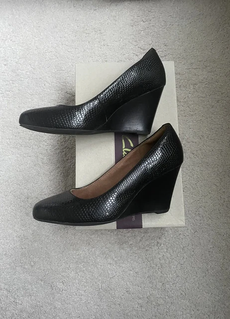 CLARKS ARTISAN