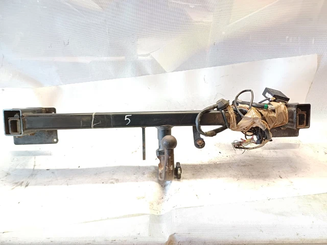Attelage De Remorque Amovible Pour Fiat Croma 194 (année 2005) - Pièce D'occasion En Bon état, Référence 28510331