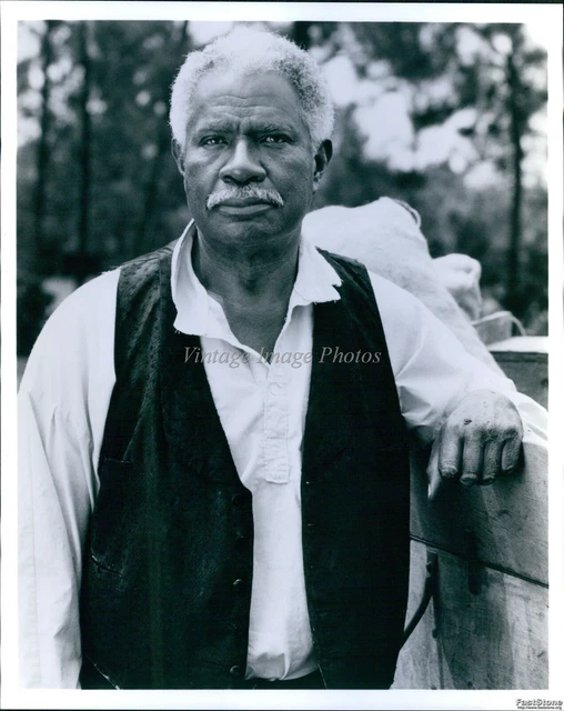 Vintage Actor Director Activist Ossie Davis In Costume Celebrity Photo 8X10