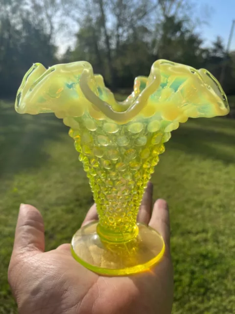 Fenton topaz Opalescent Trumpet Vase Glass