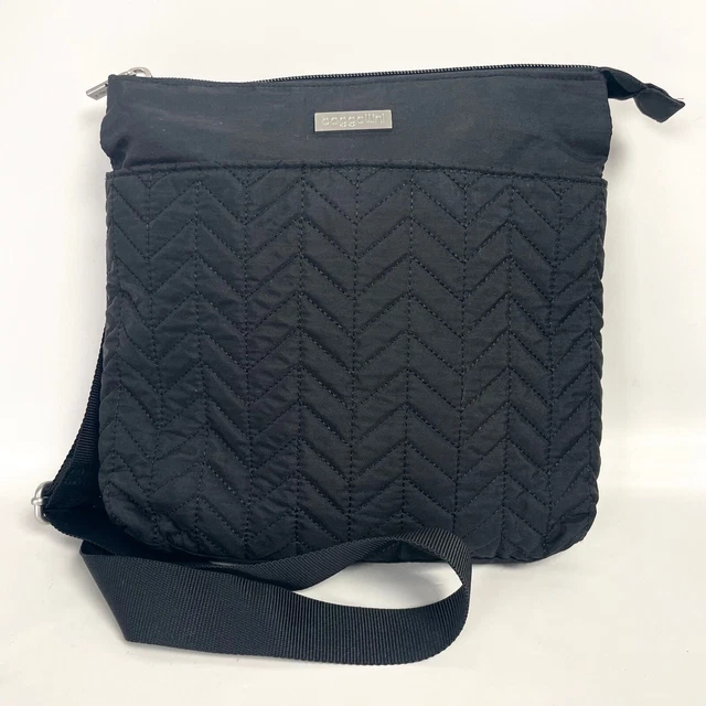 Baggallini Crossbody Bag Black Chevron Quilted Travel Organizer Purse
