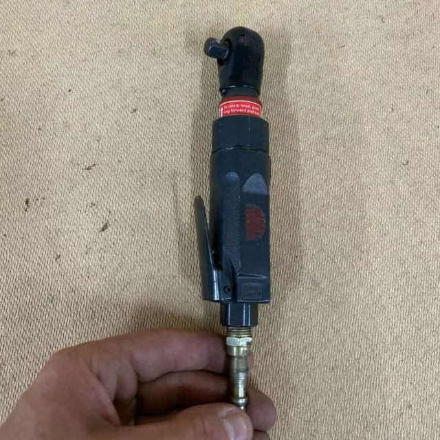 Mac Tools 3/8" drive Rotating Air Ratchet. AR380RH  Very good condition