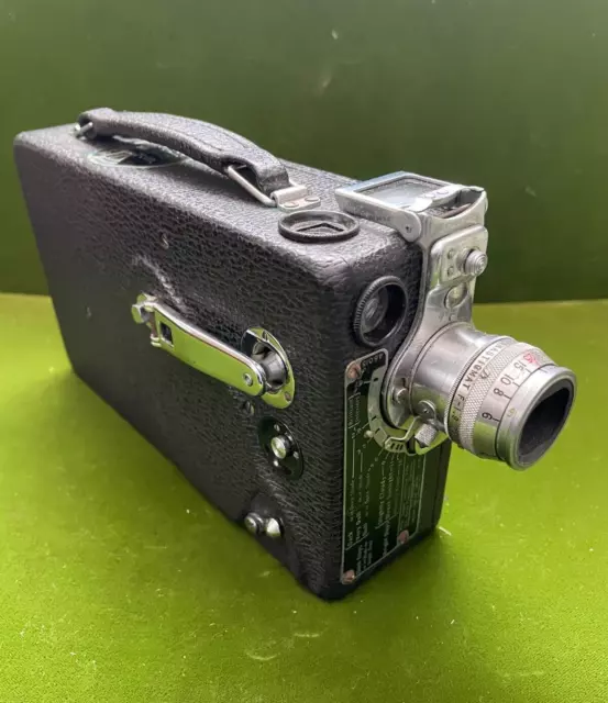 Vintage 16mm Black Cine-Kodak Model K f/1.9 Film Movie Camera With Brown Case
