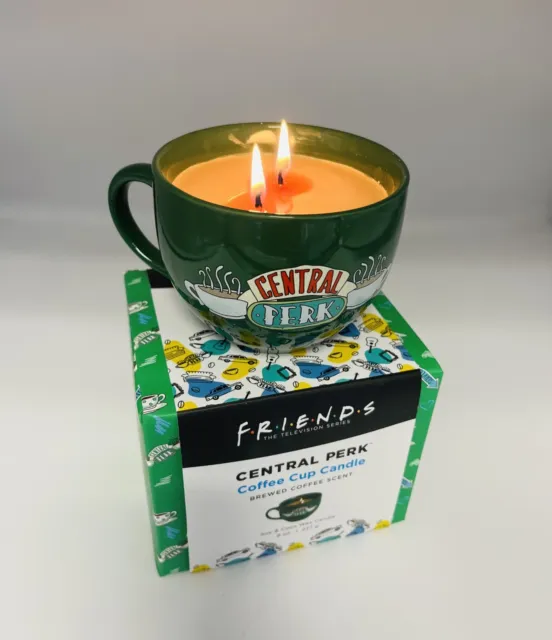 Friends: Central Perk Coffee Cup Candle 2