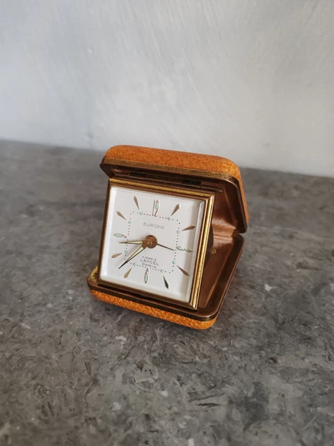 ANCIEN RÉVEIL DE Voyage Fashion Modèle Japonais Dans Son Étui EUR 35,00 - FR