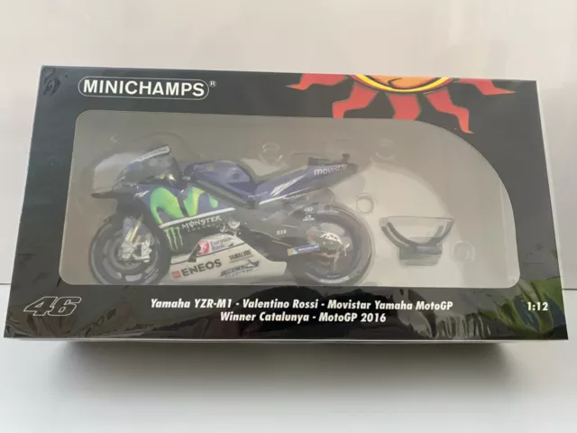 Minichamps 1-12 - Valentino Rossi - 2016 Winner Catalunya - Yamaha - MotoGP