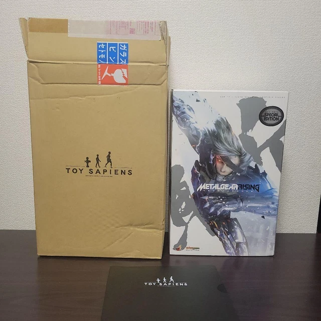 VIDEOGIOCO MASTERPIECE METAL Gear Rising Revengeance Hot Toys Action ...