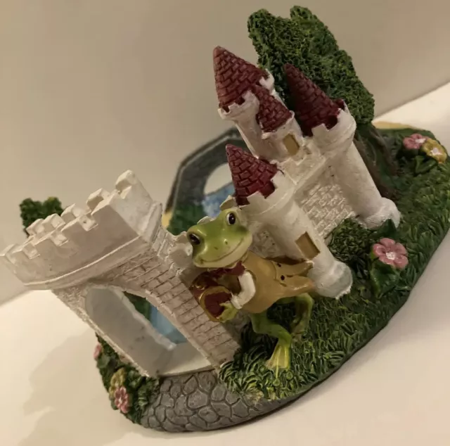 Yankee Candle Holder Castle with Frog Prince Pond Fantasy Bridge For 3 Wick Jar