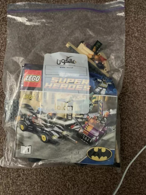 LEGO? DC Universe Super Heroes Batman Batmobile & Two Face Chase