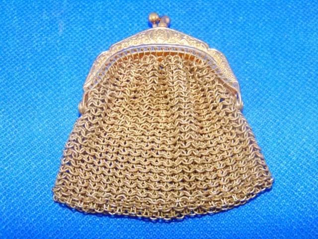 VINTAGE GOLD MESH CHANGE PURSE Intricate Detail CHAINMAIL Chain Mail ANTIQUE BAG