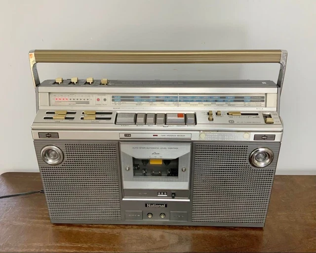ROADSTAR AD-7040 GX autoradio 1 DIN Hi-Fi lecteur de cassette vintage