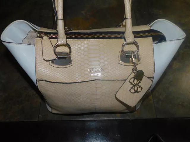 Guess Signature Tote In Albino Embossed Anaconda & White Pebbles Of Pvc + Charms 2